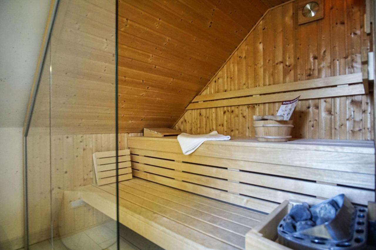 Komfortables Haus Mit Kamin, Sauna, Garten, Terrasse - Ferienhaus Sternschnuppe Wiek auf Rügen Kültér fotó