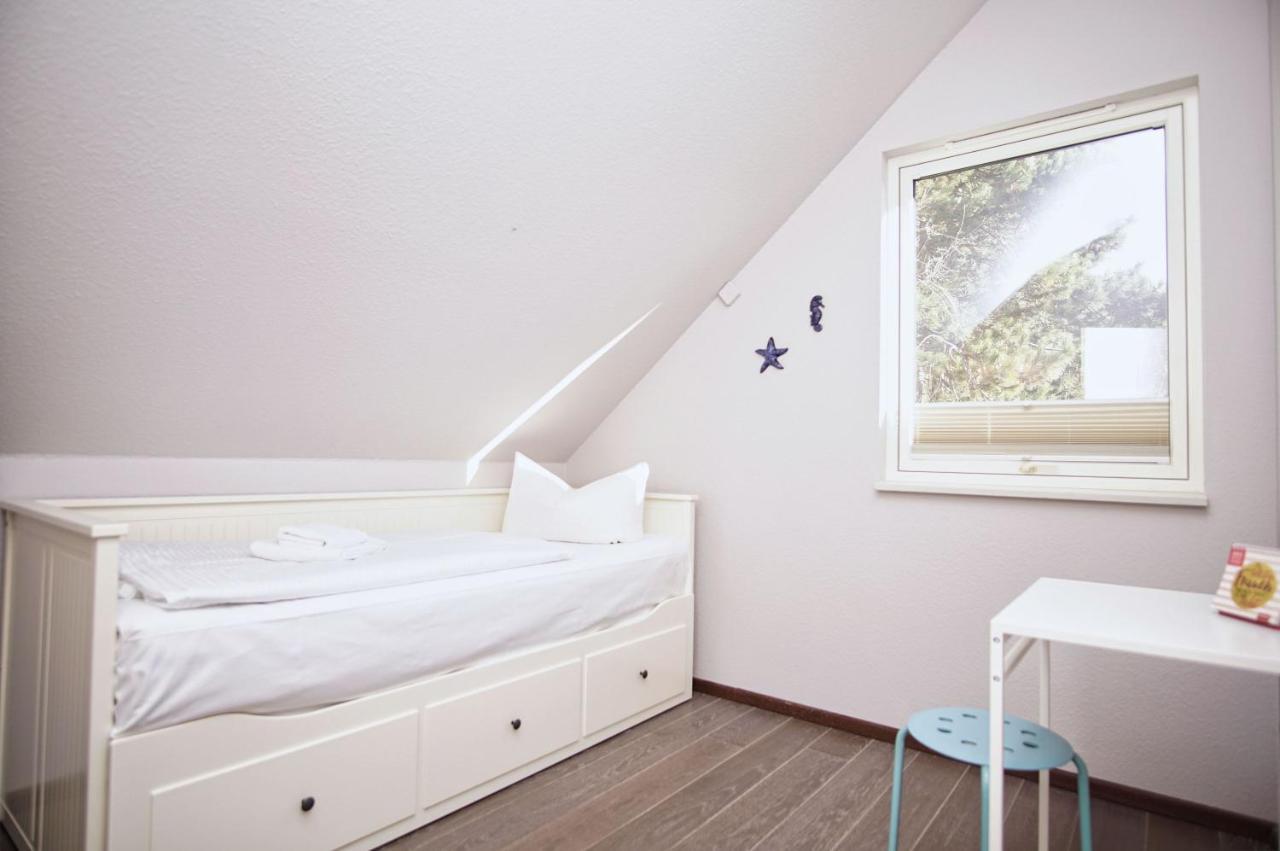 Komfortables Haus Mit Kamin, Sauna, Garten, Terrasse - Ferienhaus Sternschnuppe Wiek auf Rügen Kültér fotó