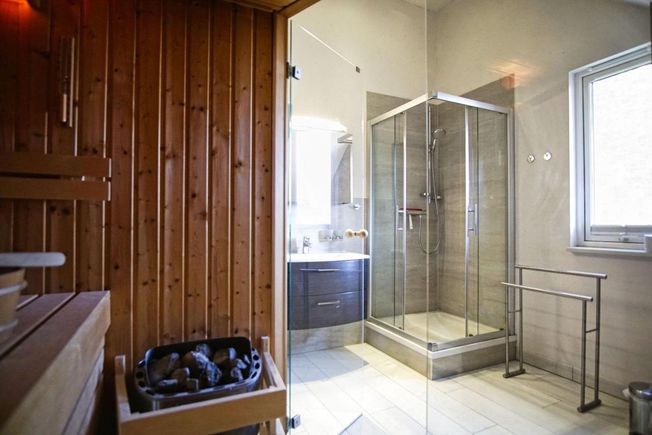 Komfortables Haus Mit Kamin, Sauna, Garten, Terrasse - Ferienhaus Sternschnuppe Wiek auf Rügen Kültér fotó